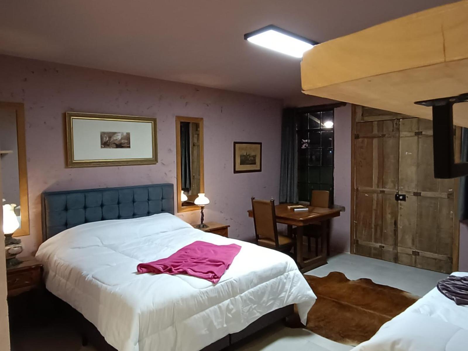Superior King Suite,1329572753:JPEG